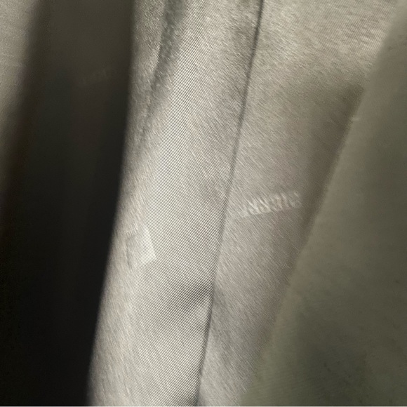 Pierre Balmain Black 100% Pure New Wool Blazer Jacket Size 40 R - Picture 5 of 8